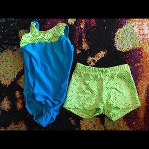 Reflectionz dance/gymnastics outfit size 4